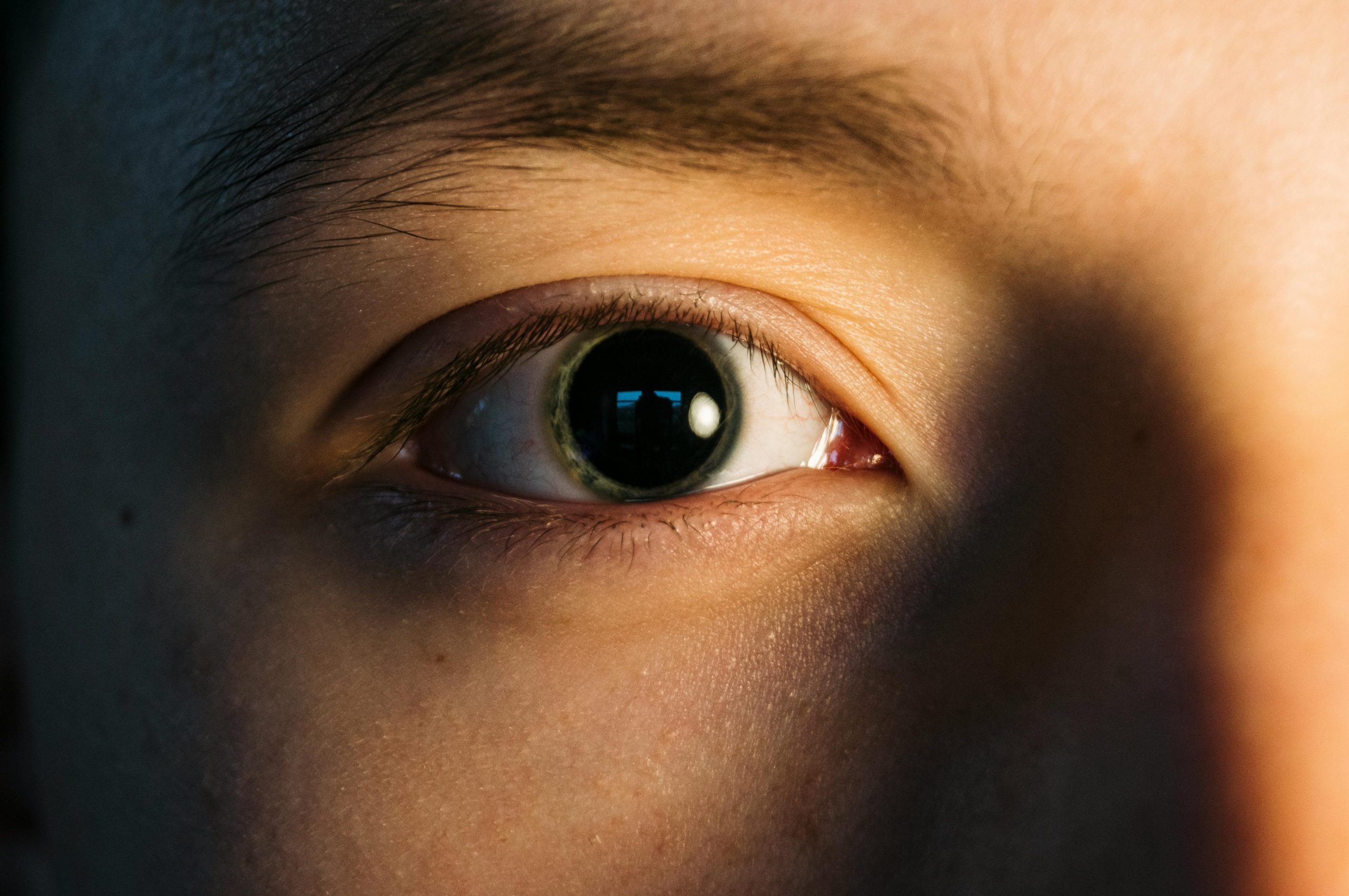 How Long Does It Take for Eyelashes to Grow Back?